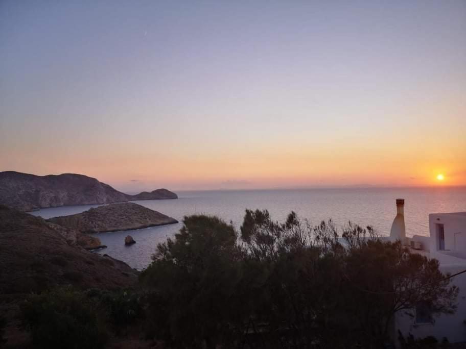 Syros Apartments Suites Chryssonisos 金尼昂 外观 照片