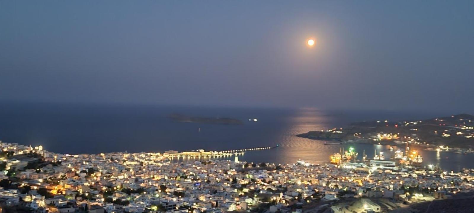 Syros Apartments Suites Chryssonisos 金尼昂 外观 照片