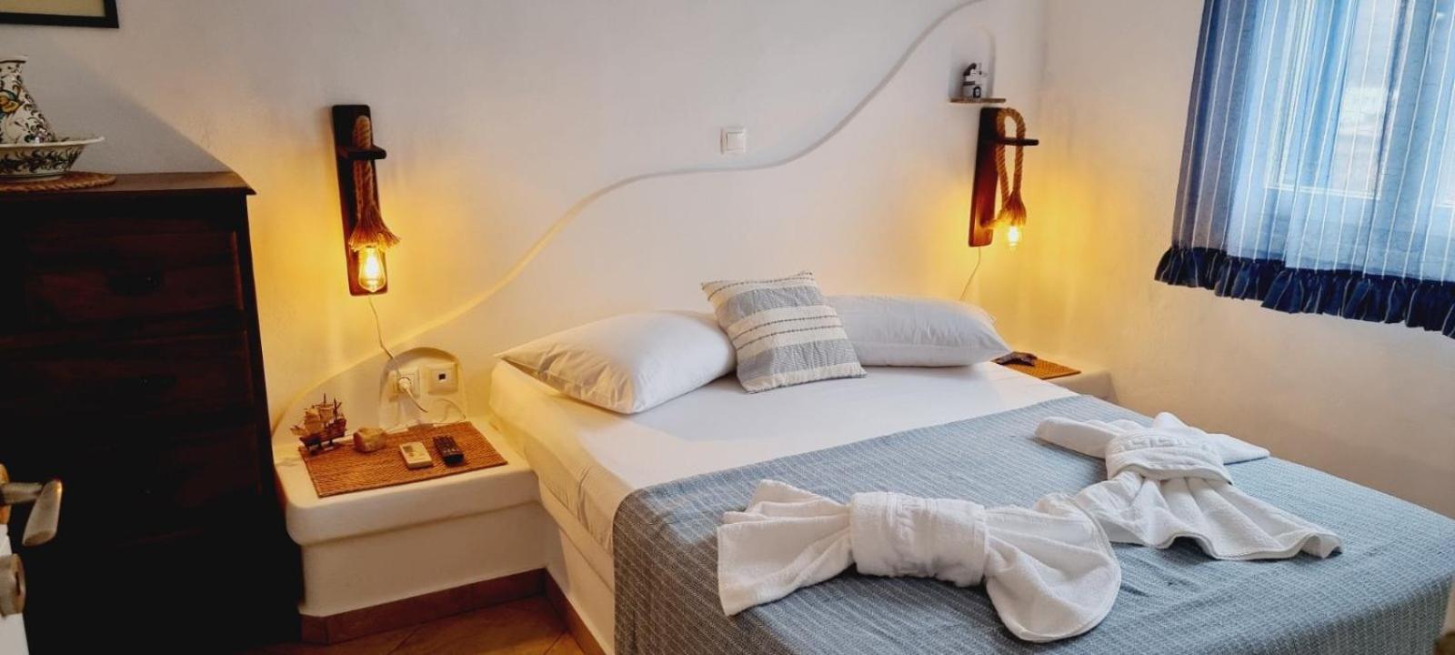 Syros Apartments Suites Chryssonisos 金尼昂 外观 照片