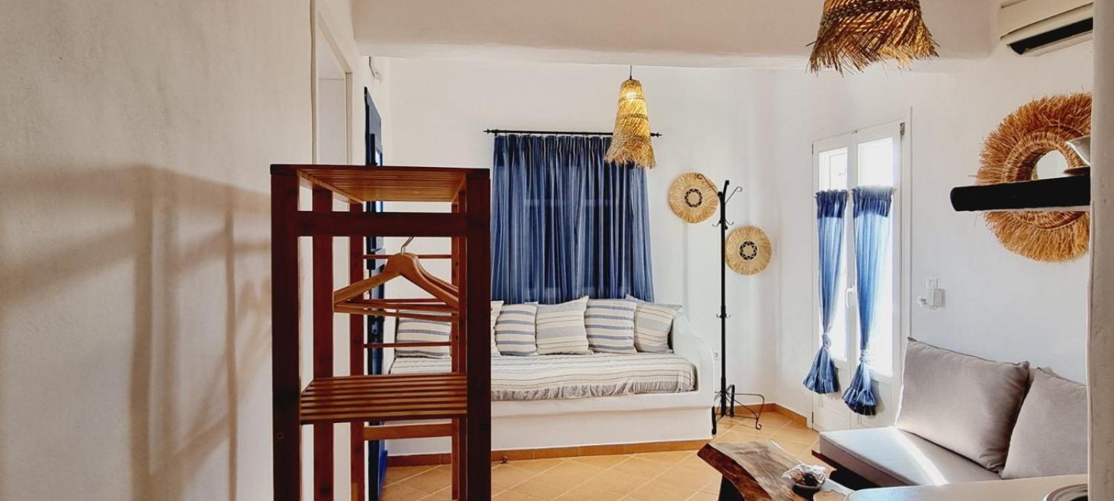 Syros Apartments Suites Chryssonisos 金尼昂 外观 照片